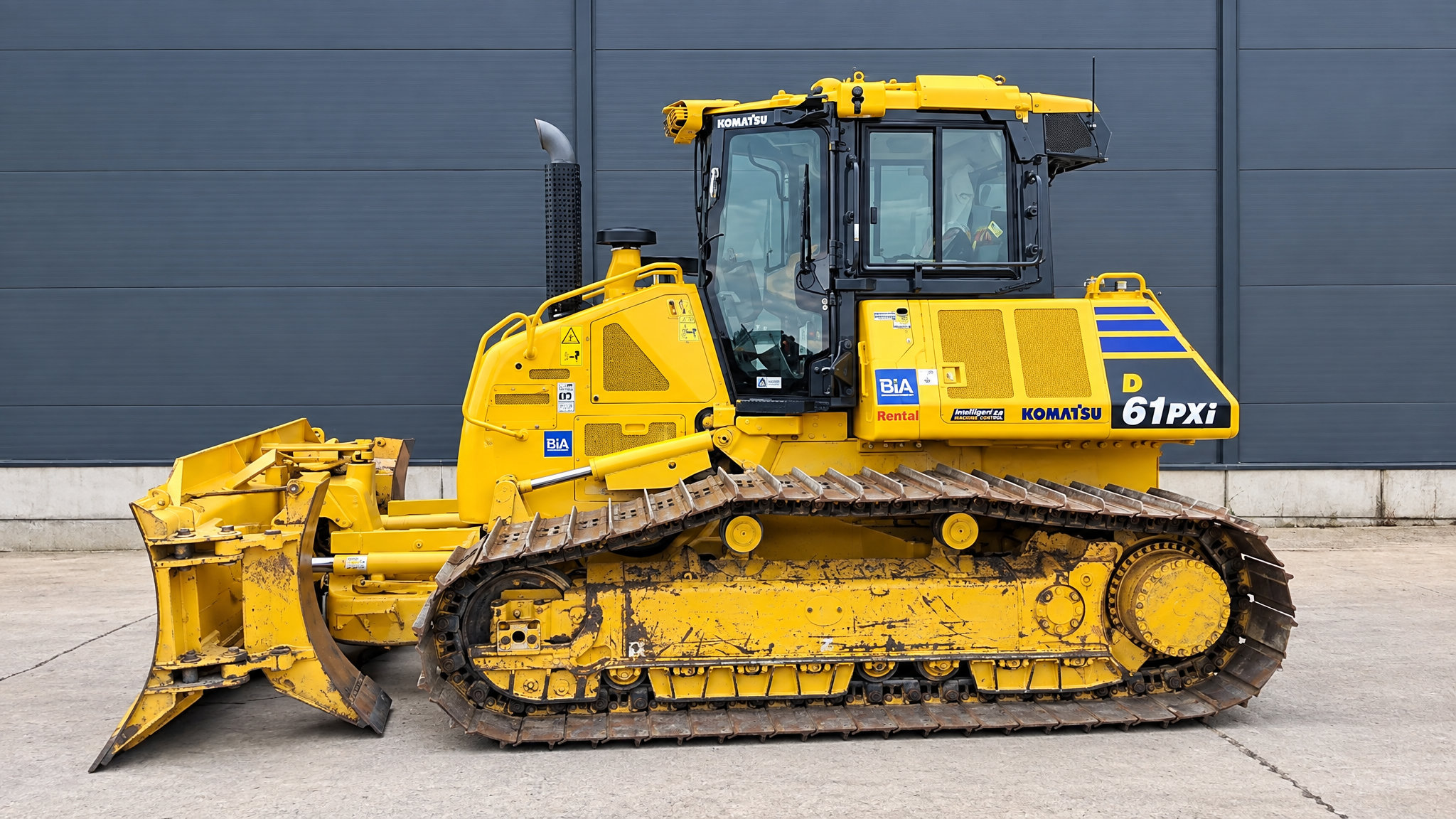 2025 Komatsu D61PXI-24E0 Bulldozer - Image 4
