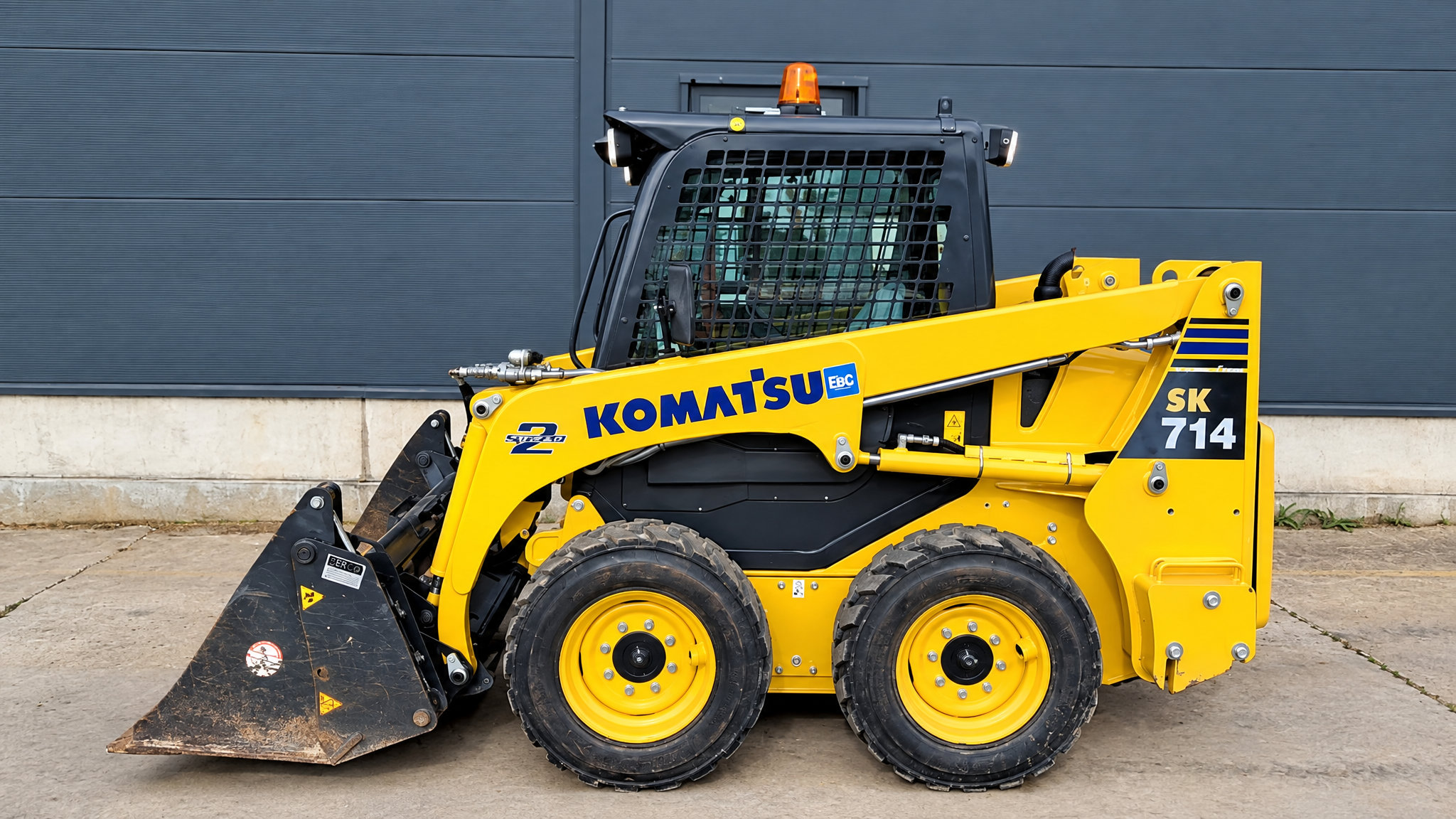 2020 Komatsu SK714-5 Skid steer - Image 10