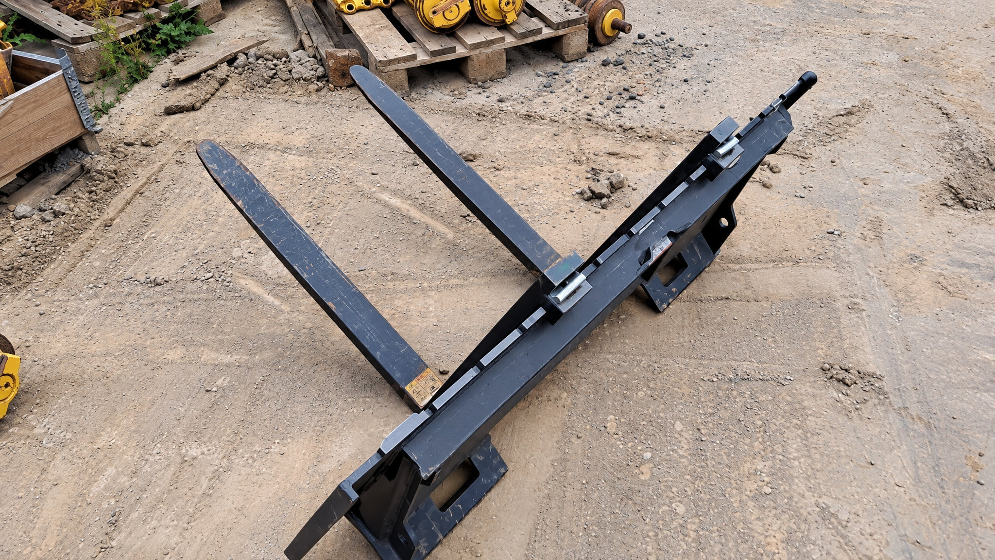 2020 Komatsu SK714-5 Skid steer - Image 14